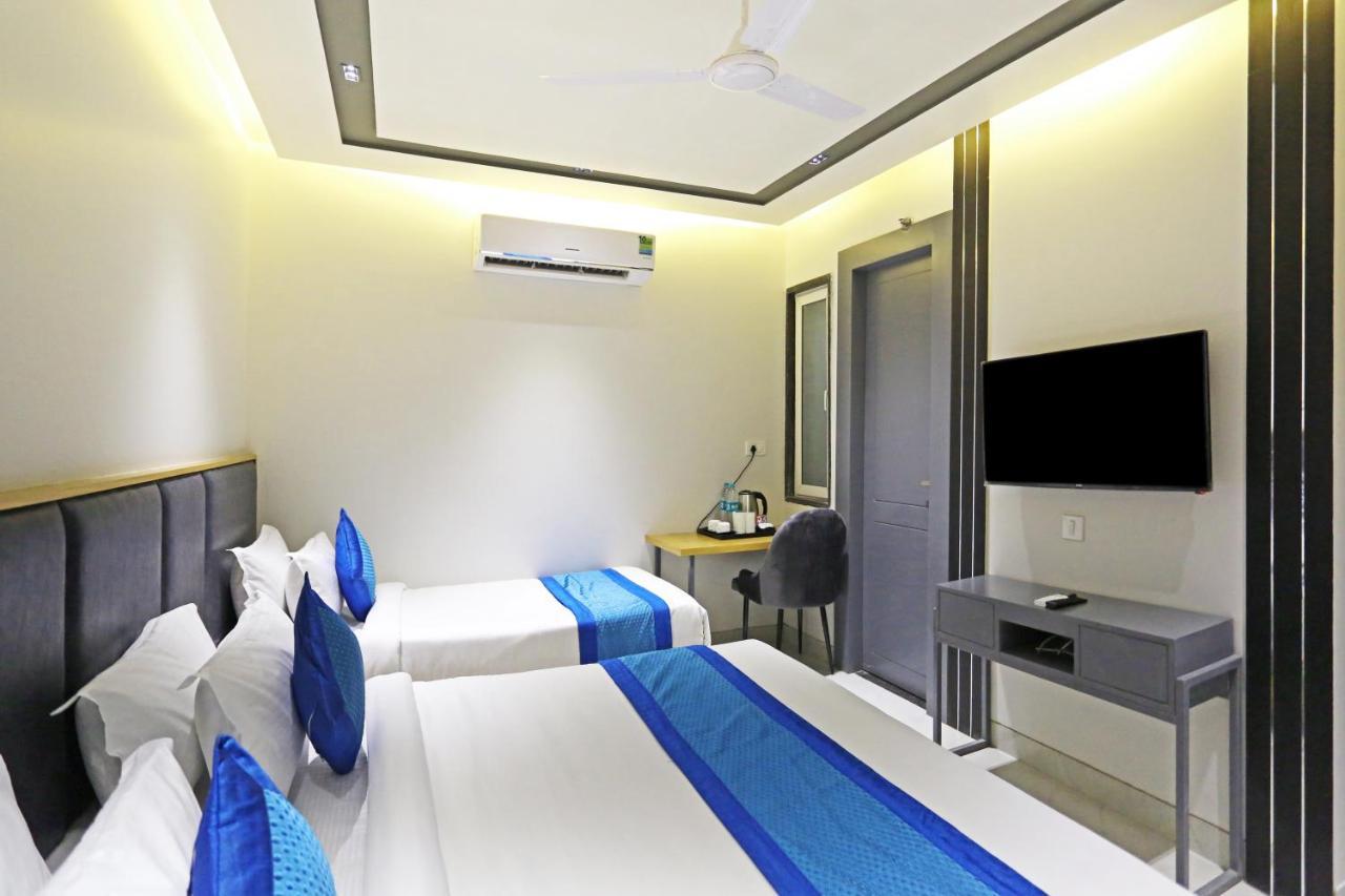 Hotel Apple Villa - Near Delhi Airport With Free Airport Transsfer New Delhi Exterior photo